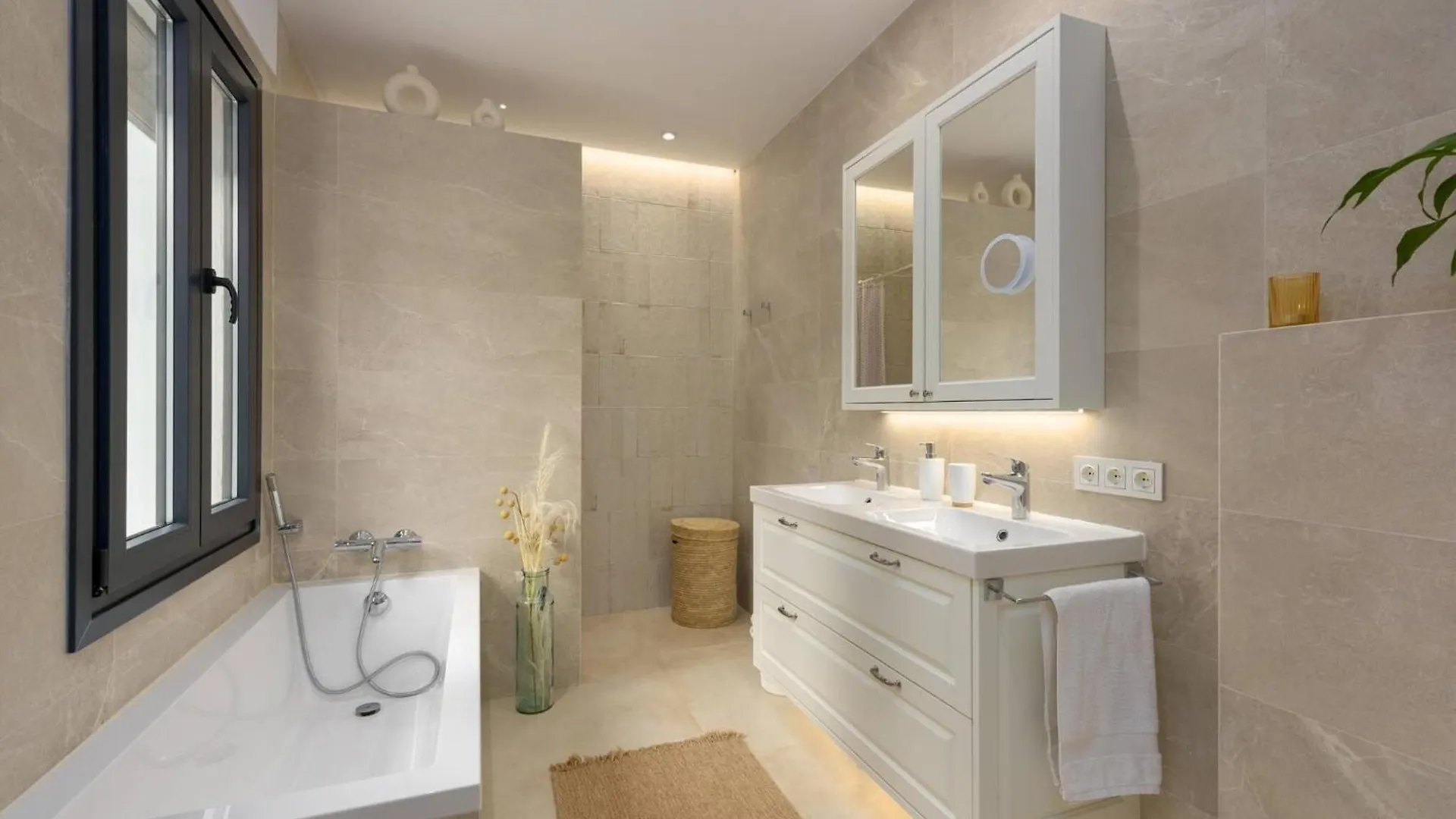 El Rancho Villa Guadalmina Marbella